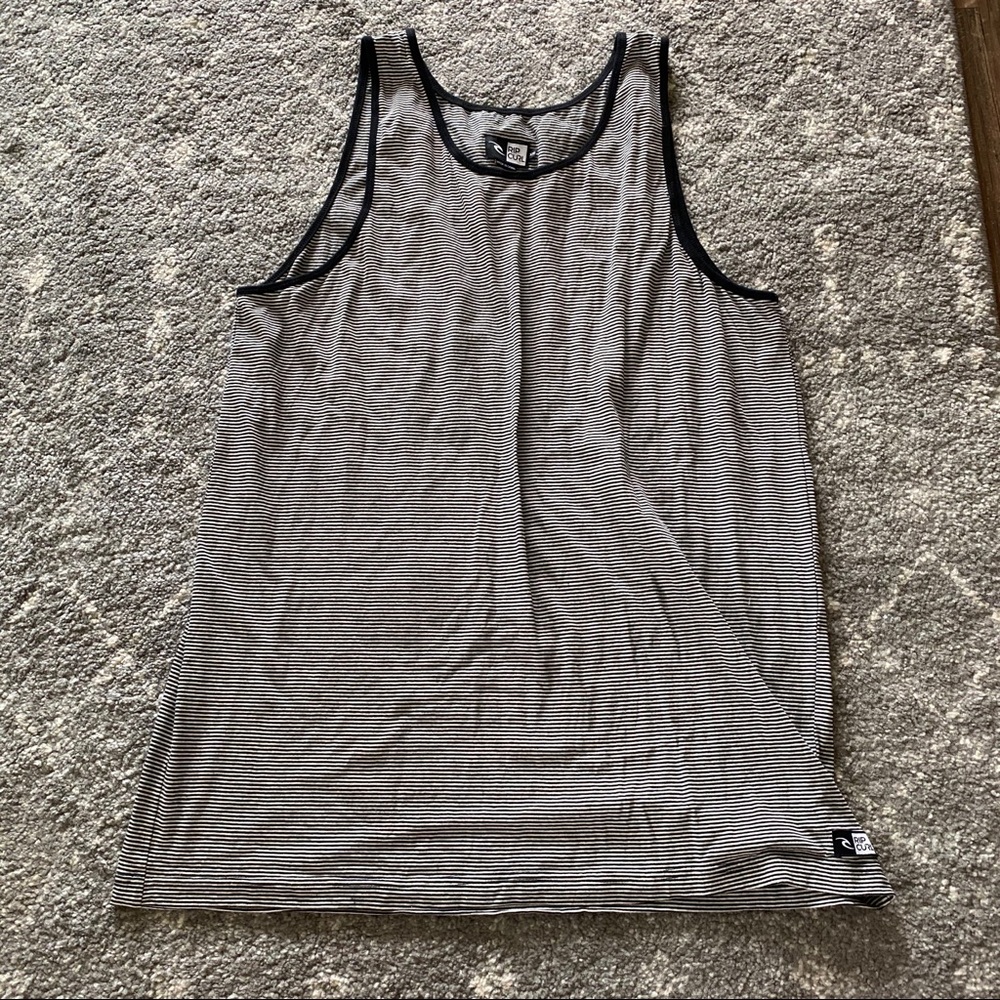 Ripcurl men’s XXL black&white stripe muscle tank